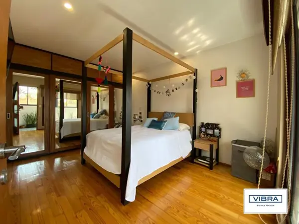 Edificio con 16 Cuartos en Venta... Cerca del Parque España — foto 1 de 18