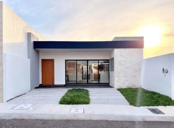 Casa de un Nivel con 3 Recamaras Fracc. Lomas Mediterraneo — foto 1 de 15