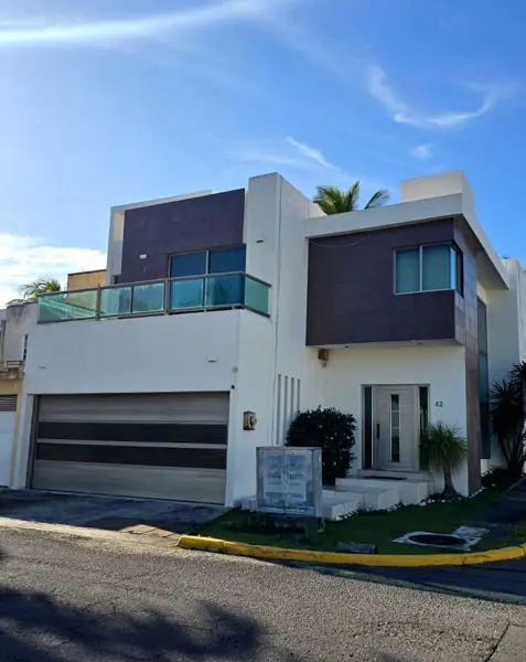 Casa en Venta Fracc. Playas del Conchal — foto 1 de 11