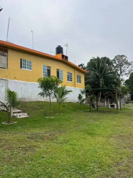 Casa Amueblada en Venta a Solo 10 Minutos de La Playa — foto 1 de 13