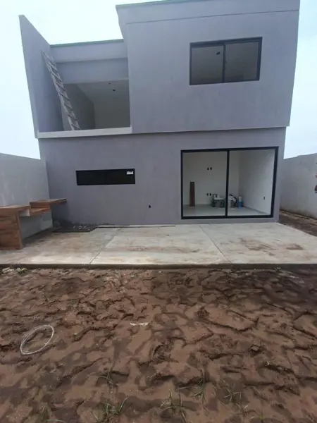 Casa en venta en Lomas de la Rioja, Alvarado — foto 3 de 11