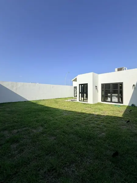 Casa Residencial en Venta — foto 1 de 19