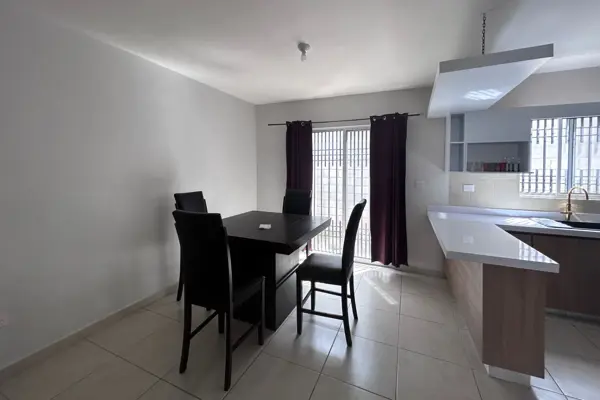 Casa en renta en Las Maravillas, Saltillo — foto 3 de 15