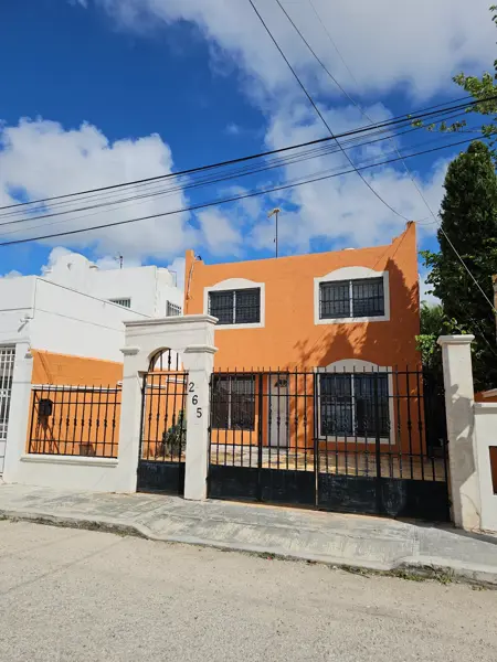 Casa en renta en francisco de montejo con recamara independiente — foto 1 de 17