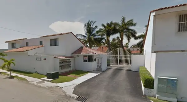 Programa de Recuperación Patrimonial: Casa en venta en Fracc. Costa Azul, Manzanillo, Colima — foto 1 de 14