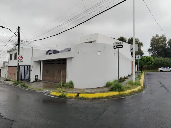 Casa en Renta en el Roble Corregidora Cerca Tejeda y Candiles — foto 1 de 22