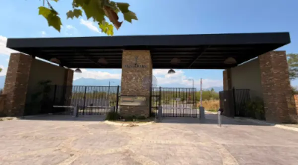 Terrenos en venta en Residencial Campestre, Montemorelos N.L — foto 1 de 2