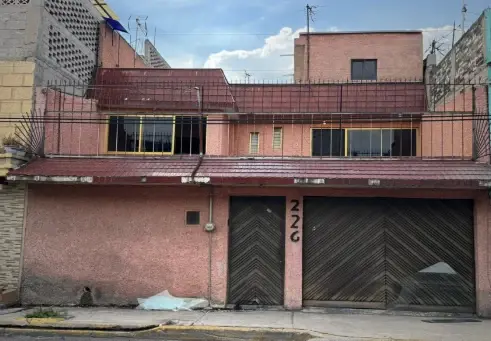 Comprale Directo al Banco la Casa de Entrega Inmed en Col. Esperanza,nezahualcoyotl,estado de Mexico — foto 1 de 17