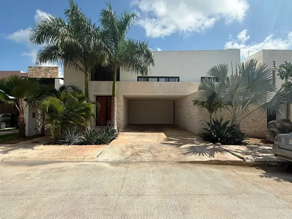 Casa en renta en Komchen, Mérida — foto 1 de 24