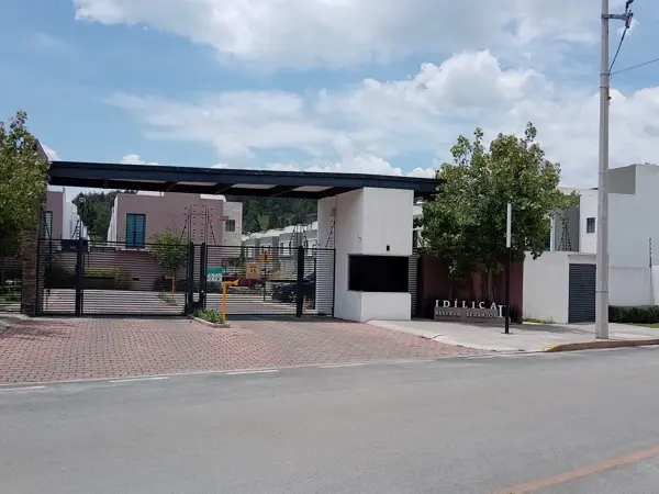 Oportunidad de Remate Bancario: Casa en Condominio en San Luis Mextepec, Zinacantepec JX — foto 1 de 17