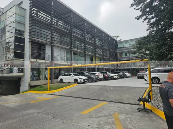 Del Valle — foto 1 de 12