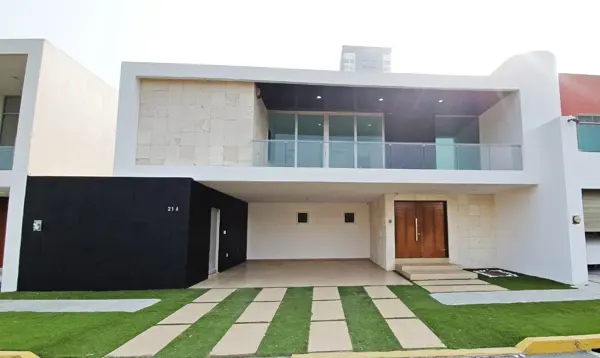 Rento Casa Amplia en Riviera Veracruzana en Playas del Cochal — foto 1 de 27