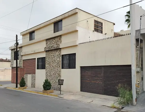 Casa en venta en Lomas de Anahuac, Monterrey — foto 2 de 9