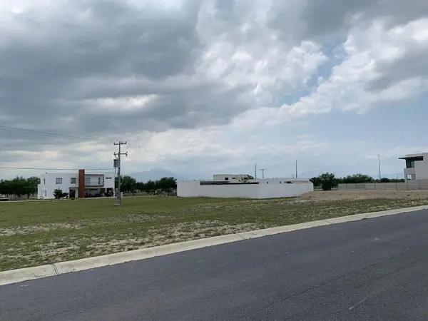 Terreno en Venta las Aves Residencial y Golf Resort Pesquería N.l. — foto 1 de 22