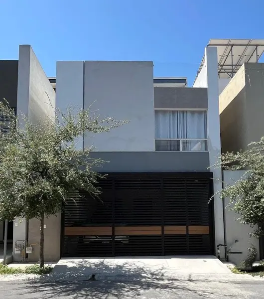 Casa en Renta Montenova Cumbres Garcia — foto 1 de 22