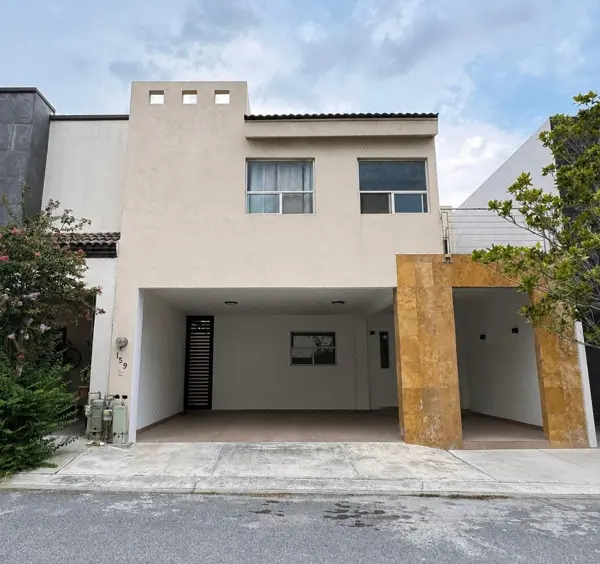 Casa en Venta Rincon de las Huertas Santa Catarina — foto 1 de 19
