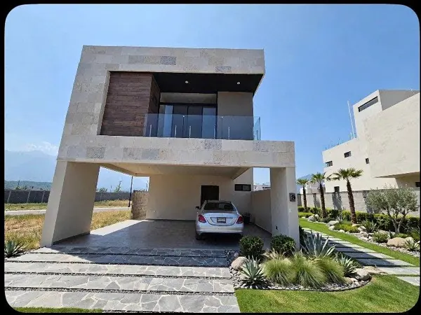 Casa en Venta los Cavazos Santiago N.l. — foto 1 de 11