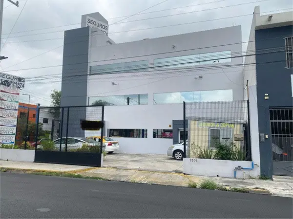 Oficinas en Renta Centro Monterrey — foto 1 de 28