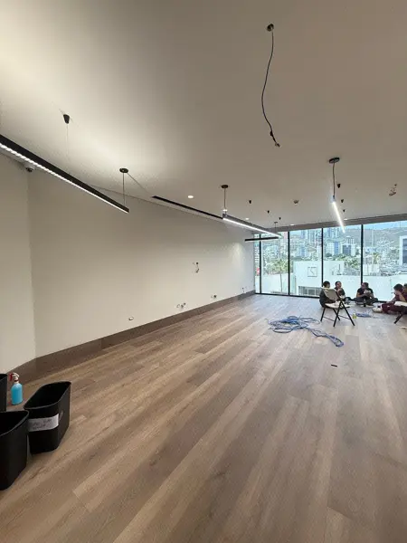 Oficina en Renta, Edificio Santander, San Pedro Garza Garcia — foto 1 de 10