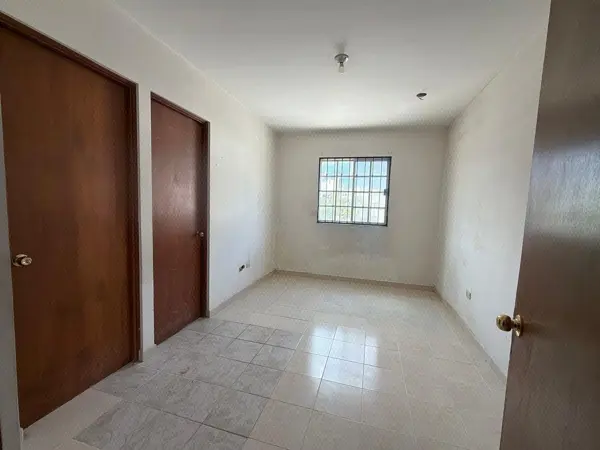 Casa en venta en Ciudad Santa Catarina Centro, Santa Catarina — foto 2 de 14