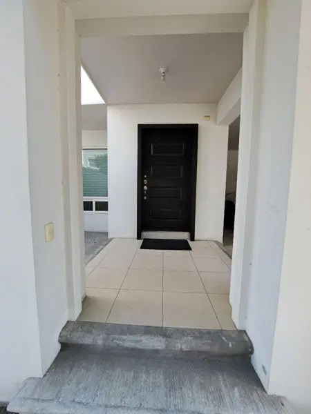 Casa en venta en Bosques de las Cumbres, Monterrey — foto 2 de 36