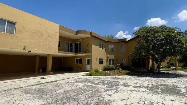 Casa en Venta Yerbaniz, Santiago Nl — foto 1 de 14