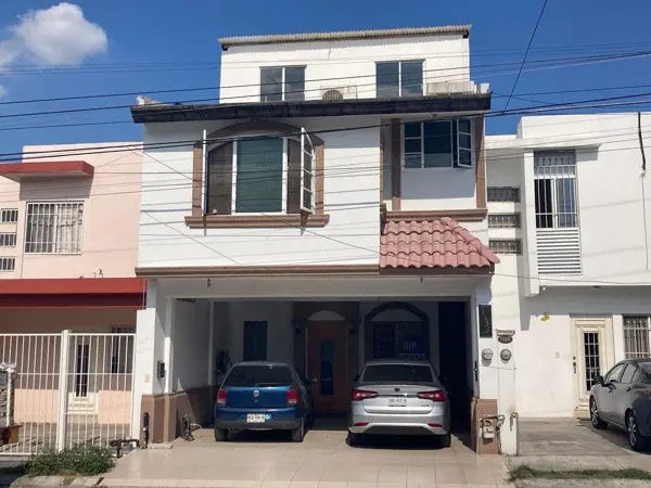 Casa en venta en Las Plazas, Monterrey — foto 1 de 19