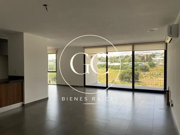 Departamento en Renta en Distrito Sophia — foto 1 de 10