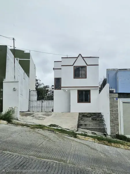 Casa en Colinas de Valle Verde, Monterrey, Nuevo León — foto 1 de 14