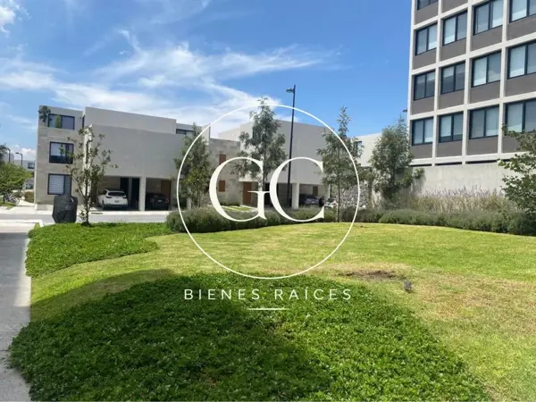 Penthouse en Venta en Distrito Sophia — foto 1 de 12