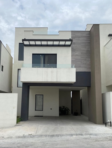 Casa en Renta en Porto Cumbres, García - Seguridad Privada y Amenidades — foto 1 de 21