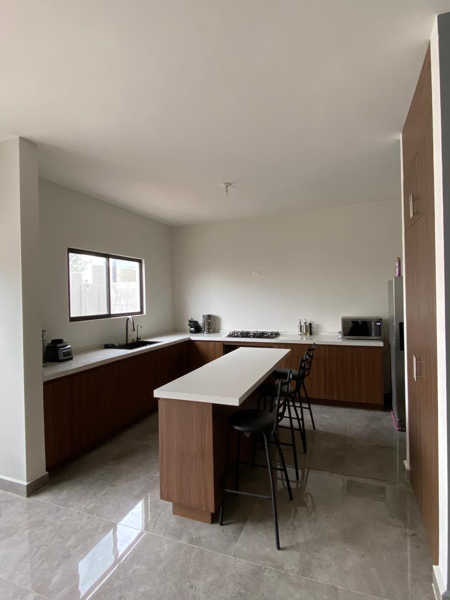 Casa en renta en Porto Cumbres, García — foto 3 de 21