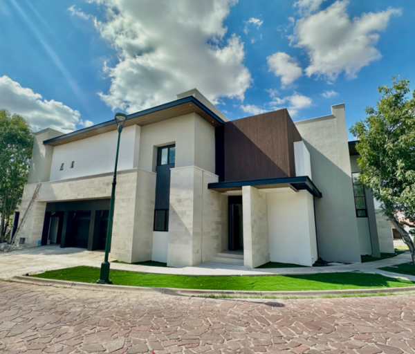 Espectacular Casa en las Villas, Tu Nuevo Hogar!!! — foto 1 de 22
