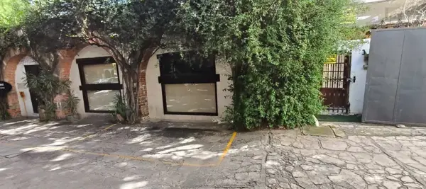 Oficina / Despacho / Consultorio en Renta en San José del Puente — foto 1 de 5