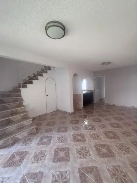 Casa en renta en Lomas de Tzompantle, Cuernavaca — foto 3 de 17