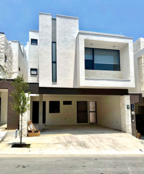 HERMOSA RESIDENCIA EQUIPADA EN RENTA, Fraccionamiento Montellan | Carretera Nacional, Colonia Nue — foto 1 de 28