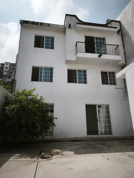 Casa en RENTA en Colonia Milenio III Querétaro por $17,000 Mensuales — foto 1 de 40