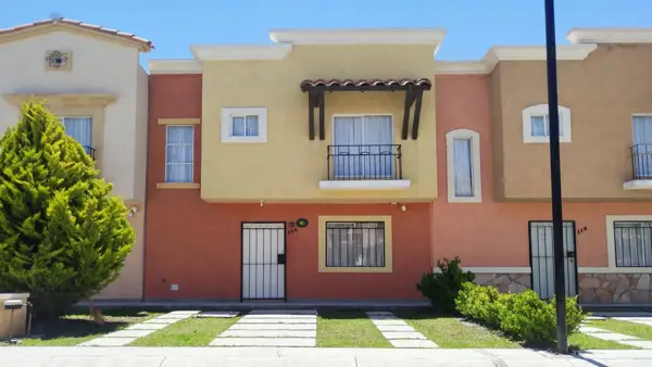 Casa en venta en Real Toledo, Pachuca de Soto — foto 1 de 18