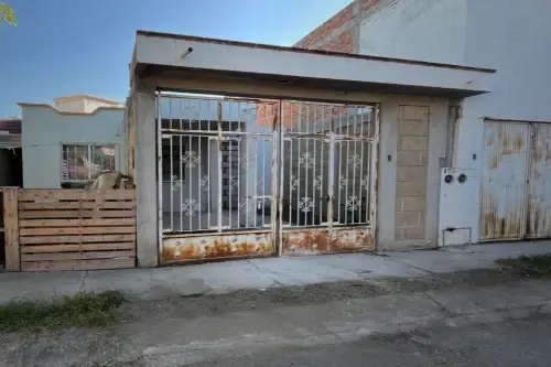 Comprale Directo al Banco la Casa de Entrega Inm en Melocotonero,los Mezquites, Celaya, Guanajuato — foto 1 de 12