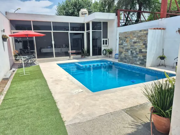 Quinta en Venta en García, N.L. con Jardín Amplio — foto 1 de 4