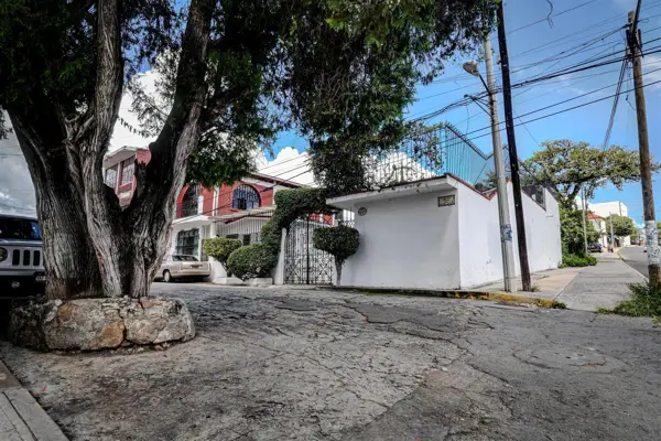Casa en venta en Bugambilias, Ixtapan de la Sal — foto 3 de 41
