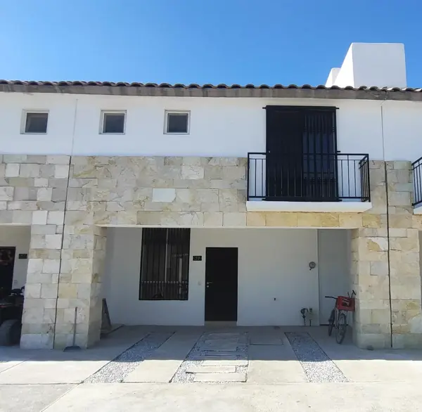 Casa en Valle de los Almendros, Torreón, Coahuila de Zaragoza — foto 1 de 25