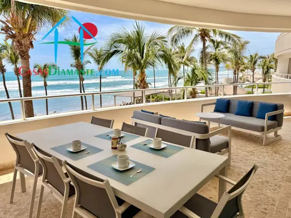 Departamento de playa en venta con 4 recámaras y vista al mar — foto 1 de 101
