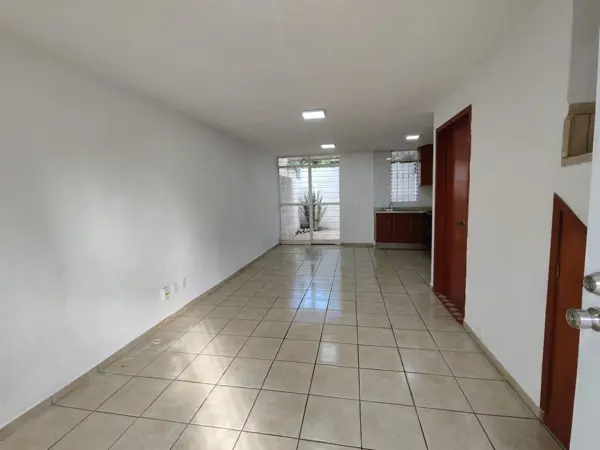 Casa en renta en Misión La Floresta, Zapopan — foto 3 de 11