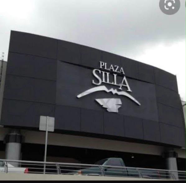 Local en Contry, Monterrey, Nuevo León — foto 1 de 4