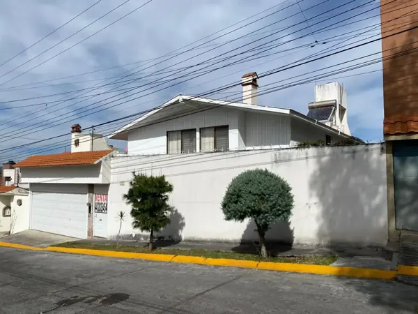 No Todas las Casas Te Hacen Sentir Orgullo al Llegar a Ellas. Esta Sí. — foto 1 de 32