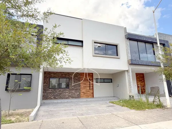 Residencia en Renta a Estrenar, Altanza, Solares, Zapopan, Jal. — foto 1 de 26