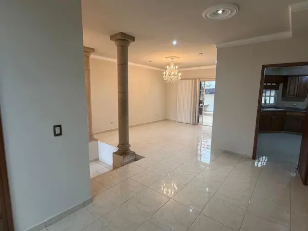 Casa en Venta en San Jerónimo, Monterrey — foto 1 de 11