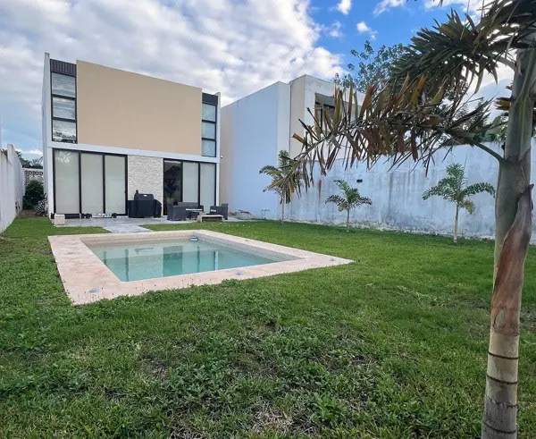 Bonita Casa en Venta en Conkal Mérida Yucatán — foto 1 de 9