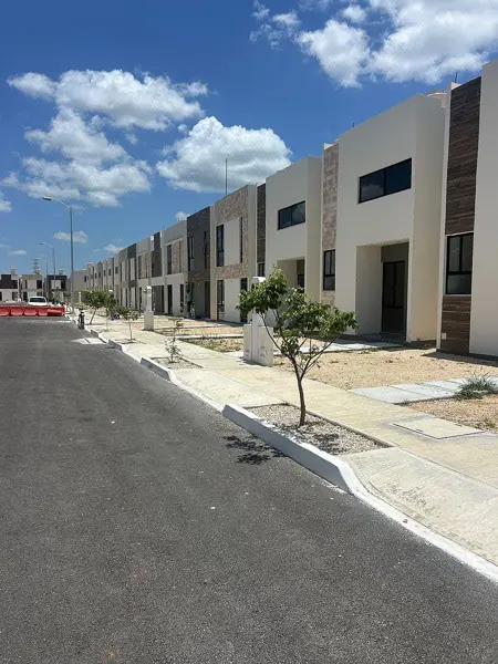 Casa en venta en Diamante Paseos de Opichen, Mérida — foto 2 de 13